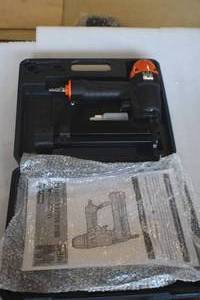 Brad nailer