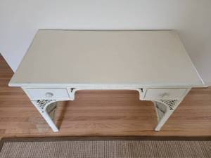 lot 28 image: Wicker Writing Desk