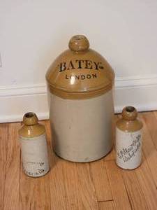 lot 85 image: Stoneware Jug and Bottle Set