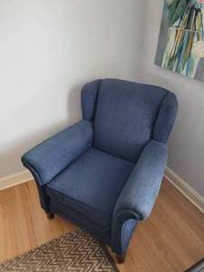 lot 94 image: Contemporary Navy Accent Armchair