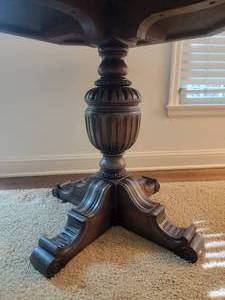 lot 11A image: Elegant Carved Mahogany Accent Table