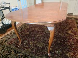 lot 11 image: Stunning Carved Mahogany Dining Table
