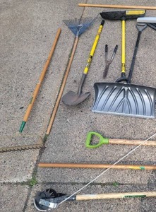 lot 107 image: Yard Warriors All Season Lawn Care Kit
