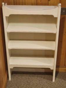 lot 108 image: Classic White Bookshelf