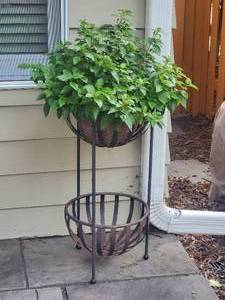 lot 43E image: Two-Stage Iron Standing Garden Planter