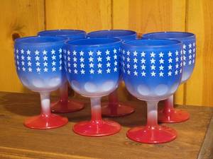 lot 110 image: Patrioitic Margarita Goblet Set (4)