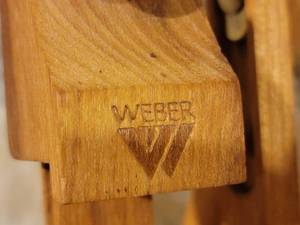 lot 124 image: Miniature Wood Painters Eisel by Weber