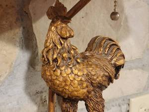 lot 125 image: Amazing Vintage Rooster Sculpture Table Lamp
