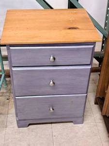 lot 45 image: Wood-Top Dresser 3-drawer