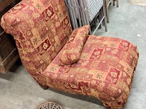 lot 54 image: Lounge Chair