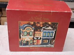 lot 330 image: St. Nicholas Square The Village Collection Main Street
