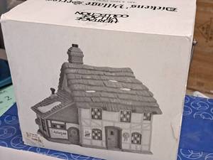 lot 331 image: Department 56 Heritage Village Collection Dickens Village Series Handpainted Porcelain Mr. & Mrs. Pickle (in box)