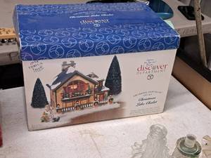 lot 331A image: Department 56 Christmas Lake Chalet