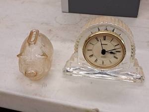 lot 394 image: Glass Piggy Bank, Staiger Glass Mantle Clock