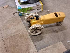 lot 94 image: Nelson Tractor Lawn Sprinkler