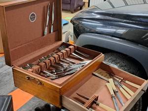 lot 2 image: Nakens Silverware Set with Wood Storage Chest