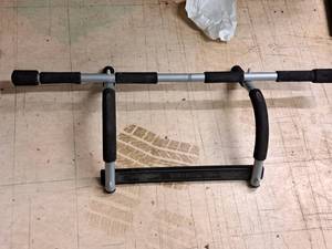lot 15 image: 36 Pull-Up Exercise Bar