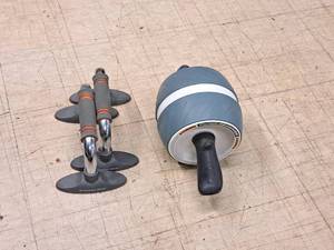 lot 18 image: Lot of (3) FitnessExercise Equipment - (2) Push Up Handles, Ab-Roller Perfect Ab-Carver