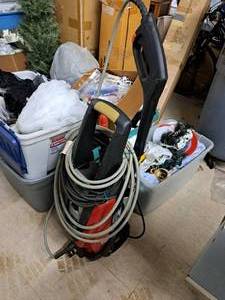 lot 19 image: Husky 1800-PSI Power Washer 1800S