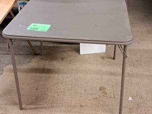 lot 189 image: Folding Card Table