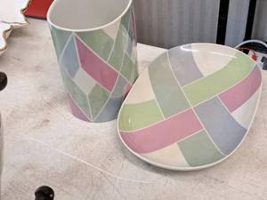 lot 196 image: Lot of (2) Reflex Home Dcor