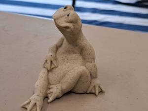 lot 214 image: Frog theme Figurine