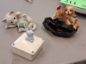 lot 215 image: Lot of (3) Assorted Home Dcor - Cat Figurine, Dog Figurine, Keepsake Box