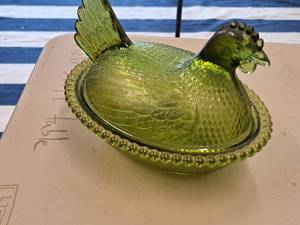 lot 213 image: Rooster theme Glass Candy Dish