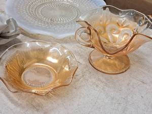 lot 225 image: Lot of (2) Decorative Glasswares