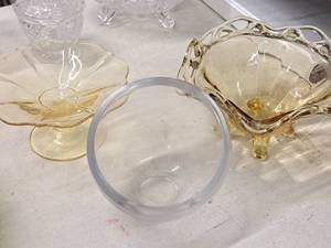 lot 250 image: Lot of (3) Decorative Glasswares