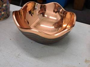lot 260 image: Lisa Smith Nombe Copper Canyon Copper Bowl M10140