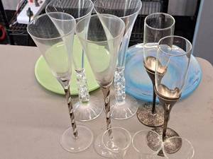 lot 296 image: Lot of (6) Champagne Glasses
