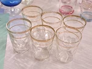 lot 475 image: Lot of (6) 2 ClearGold Edged Glass Shot Glasses