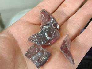 lot 506 image: Lot of (1 Bag) Professional Grade 12-1 Fire Pit Glass