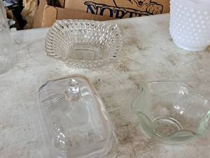lot 494 image: Lot of (3) Glasswares - Candy Dish (x2), Dish with Lid