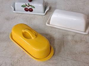 lot 497 image: Lot of (3) Decorative Butter Dishes