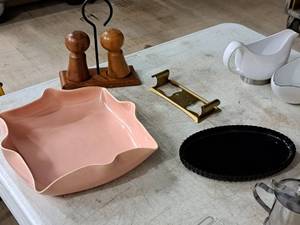 lot 500 image: Lot of (4) Kitchenwares - Serving Bowls, Wood Salt & Pepper Shaker Set with Stand