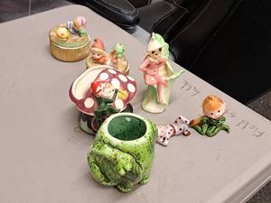 lot 514 image: Lot of (7) Decorative Leprechaun Figurines