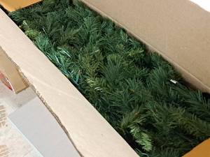 lot 551 image: 6 Sugar Pine Slim Pre-Lit Christmas Tree