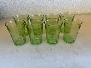 lot 12 image: 8 Wards Winona Minn Uranium Glasses