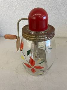 lot 33 image: Vintage Butter Churn
