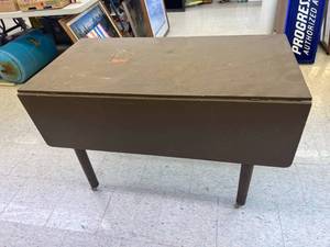 lot 47 image: Flip Top Table