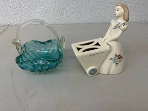 lot 76 image: Venetia Italy Basket & Weil Ware Flower Cart Lady