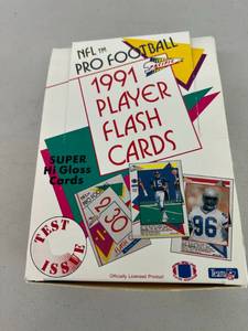lot 130 image: 1991 NFL Cards