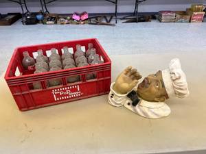 lot 131 image: Pop Shoppe Tote with Bottles & Wine Bottle Holder