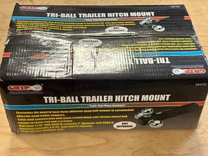 lot 10 image: Tri Ball Hitch Mount