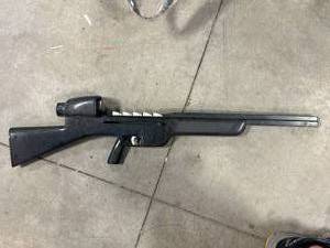 lot 12 image: RG100 Rubber Band Gun