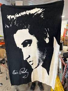 lot 18 image: Elvis Presley Blanket