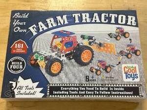 lot 41 image: Farm Tractor Metal Toy Erector Set