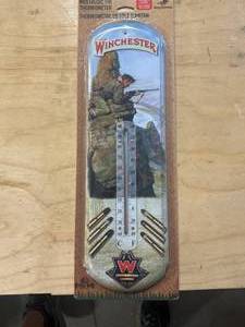 lot 73 image: Winchester 17 Inch Thermometer Indoor  Outdoor